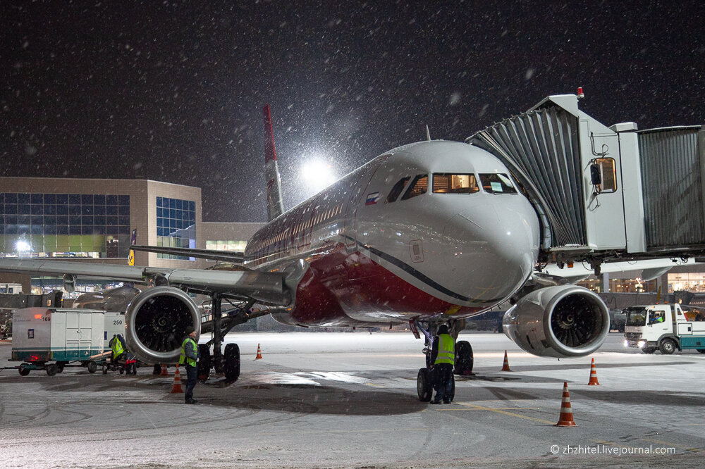 домодедово 2003. ломоносова. аэропорт домодедово самолеты. аэропорт москва домодедово 2021. туалет в аэропорту домодедово.