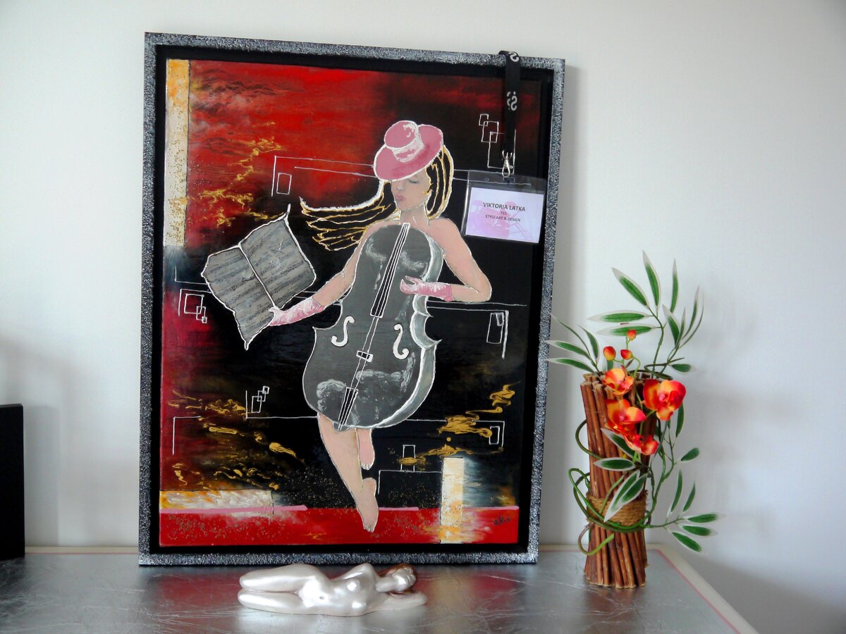 Картина витражными красками на холсте