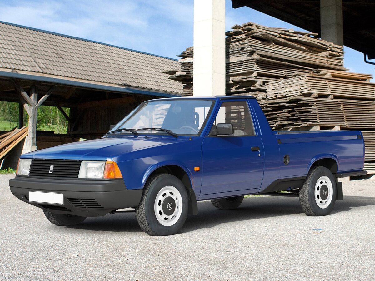 Москвич-2335 разработали в 1991 году, но производство удалось наладить лишь в 1993 году. Эту модификацию выбрали для попыток пересадить солдат на "Москвичи"