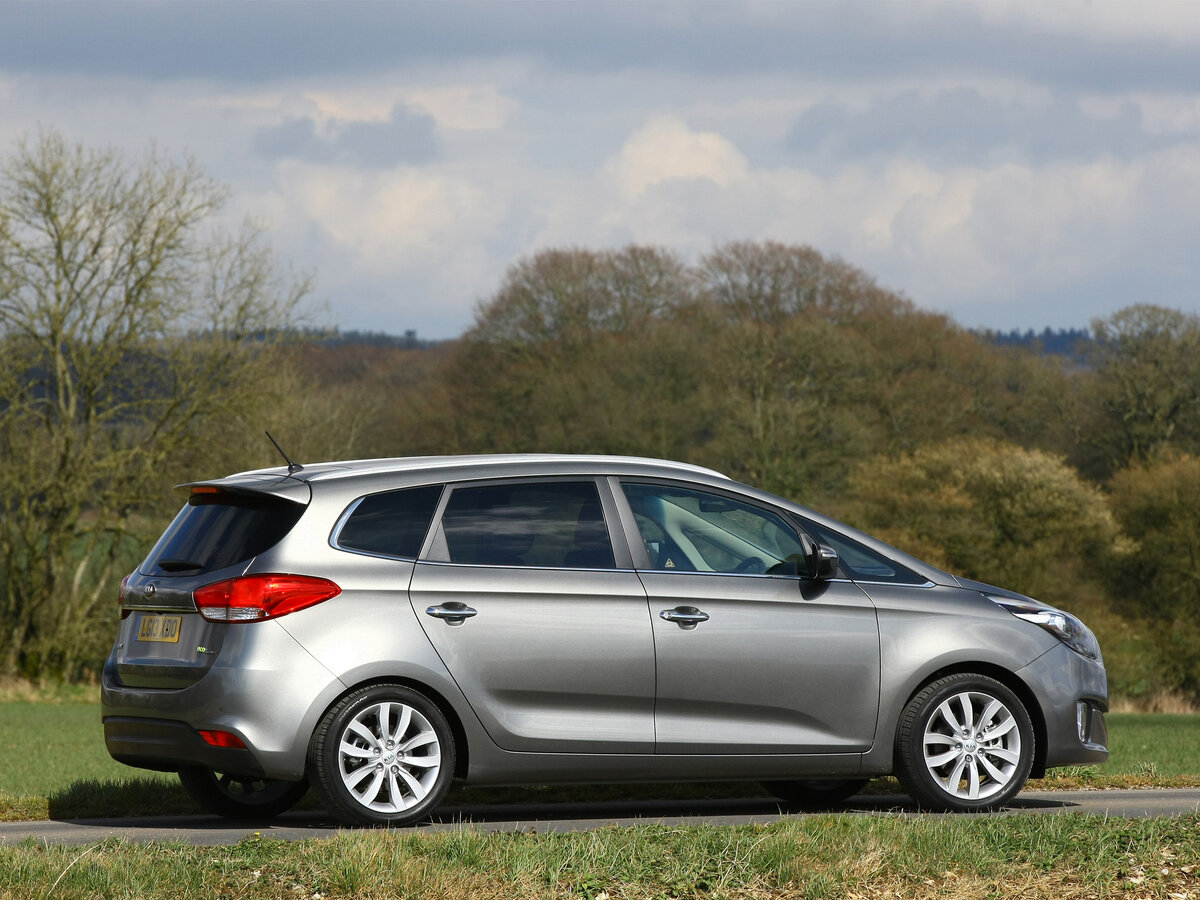 Kia Carens. Иллюстрация с сервиса Яндекс Картинки.
