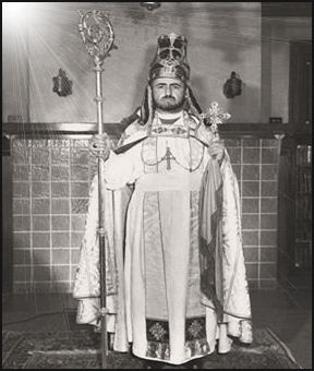 Патриарх Ассирийской церкви Востока Мар-Шимун XXIII. Из bethkokheh.assyrianchurch.org.