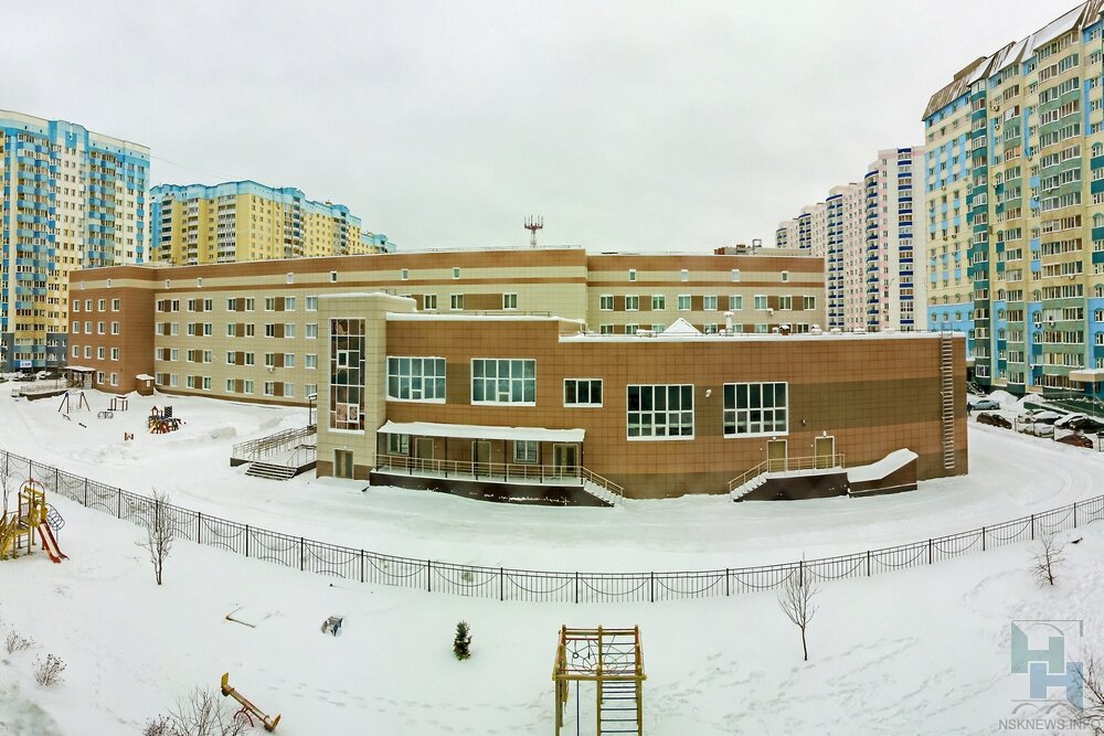 Школа 210 новосибирск. Школа 212 Новосибирск. Горский микрорайон школа 212.