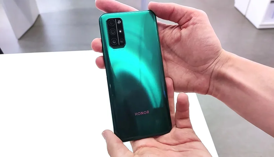 Honor green. Honor 30 Pro + Green. Honor 30i изумруд. Honor 30 Pro+ 256gb Emerald Green. Emerald Green хонор 30.