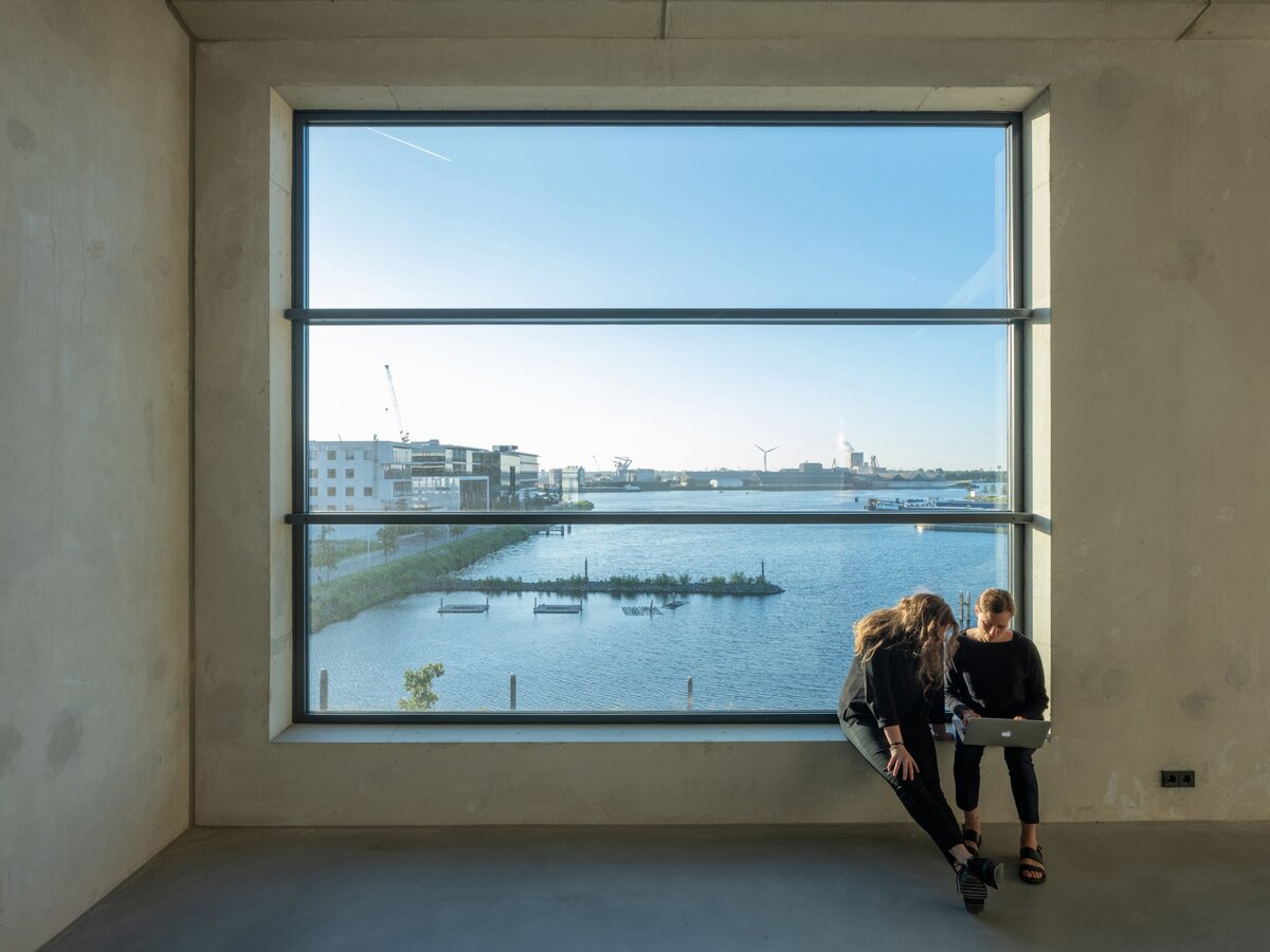 Офисное здание, отвечающее потребностям современных новых творческих индустрий.