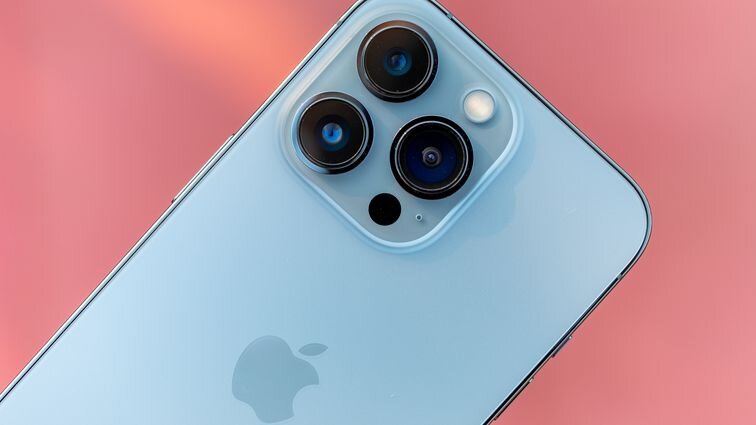 iPhone 13 Pro - лучший смартфон во всех технических аспектах