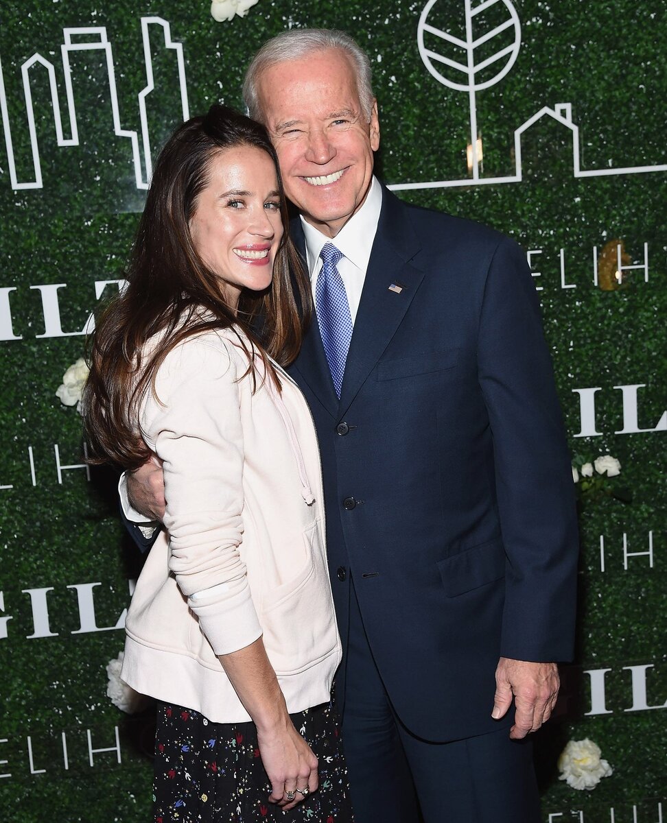 Джо байден с дочерью Эшли