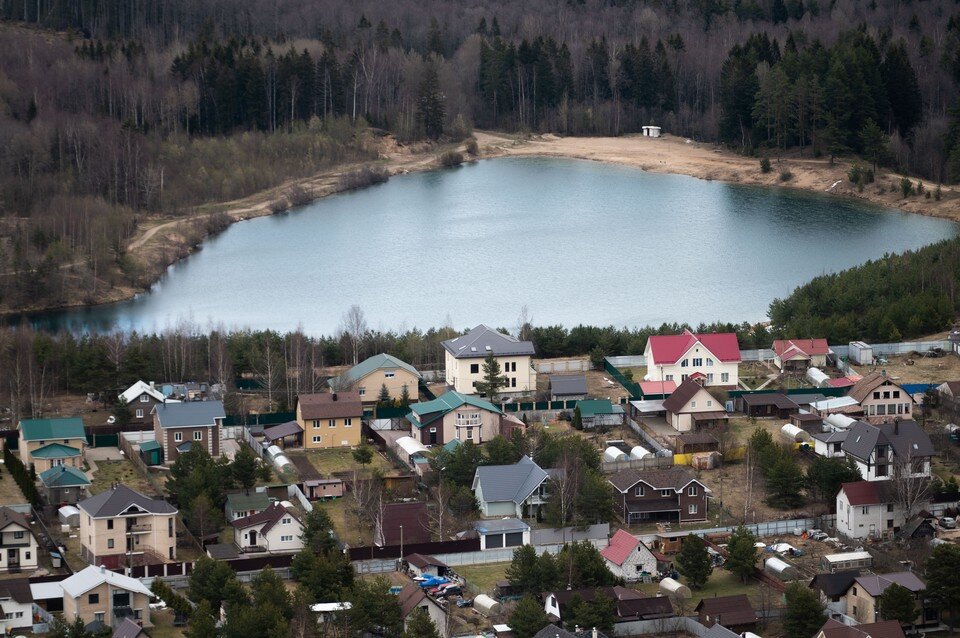     На 10% вырос спрос на загородную недвижимость под Петербургом во II квартале Юлия ПЫХАЛОВА