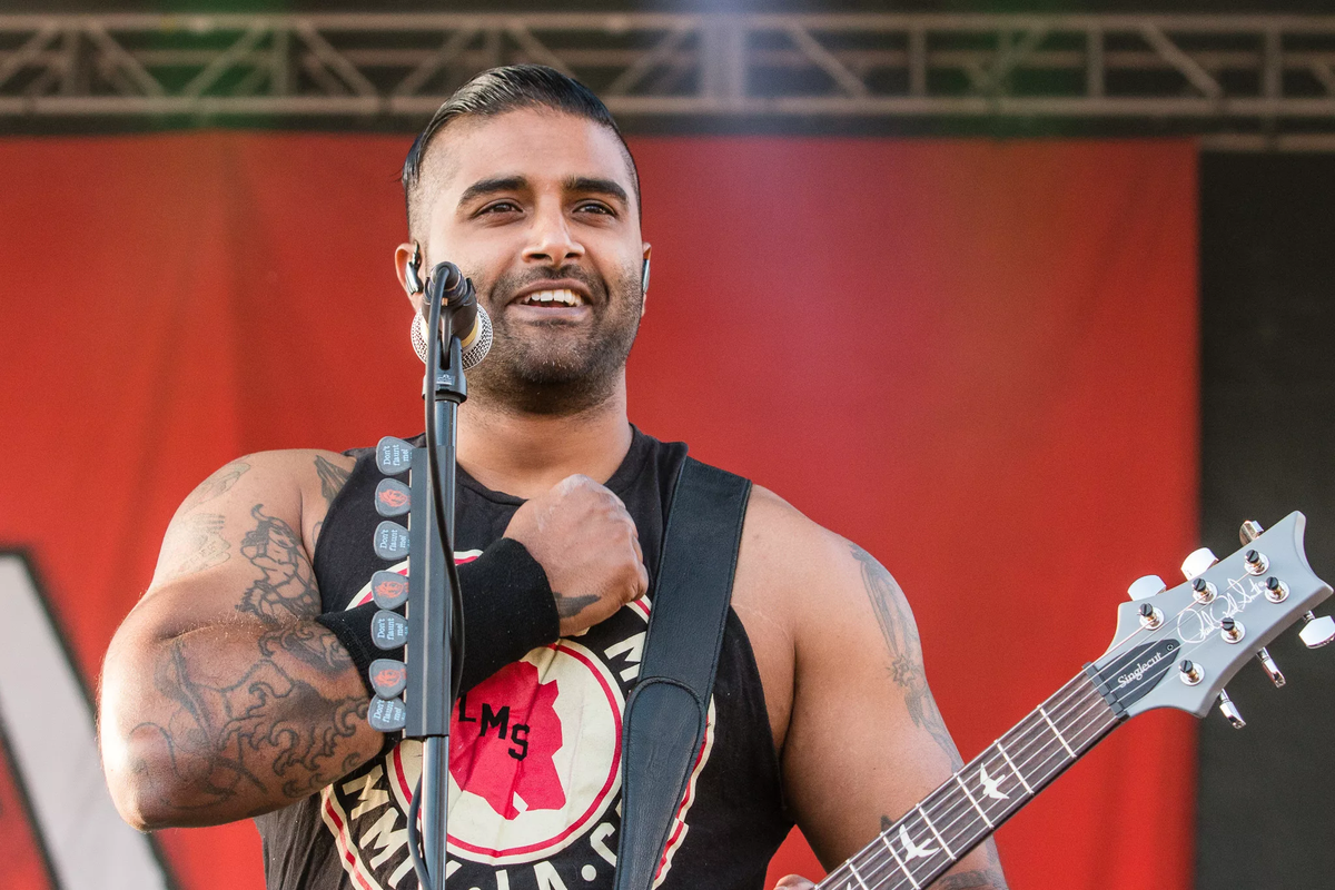 Дэйв Бэкш, соло-гитарист Sum 41 (2017)