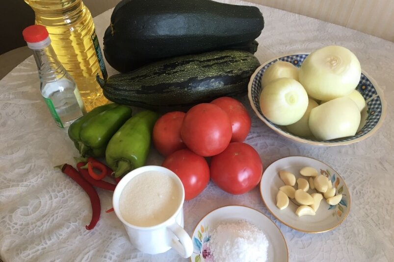 Заготовка на зиму из кабачков "Тещин язык". Фото: ЯкутияМедиа