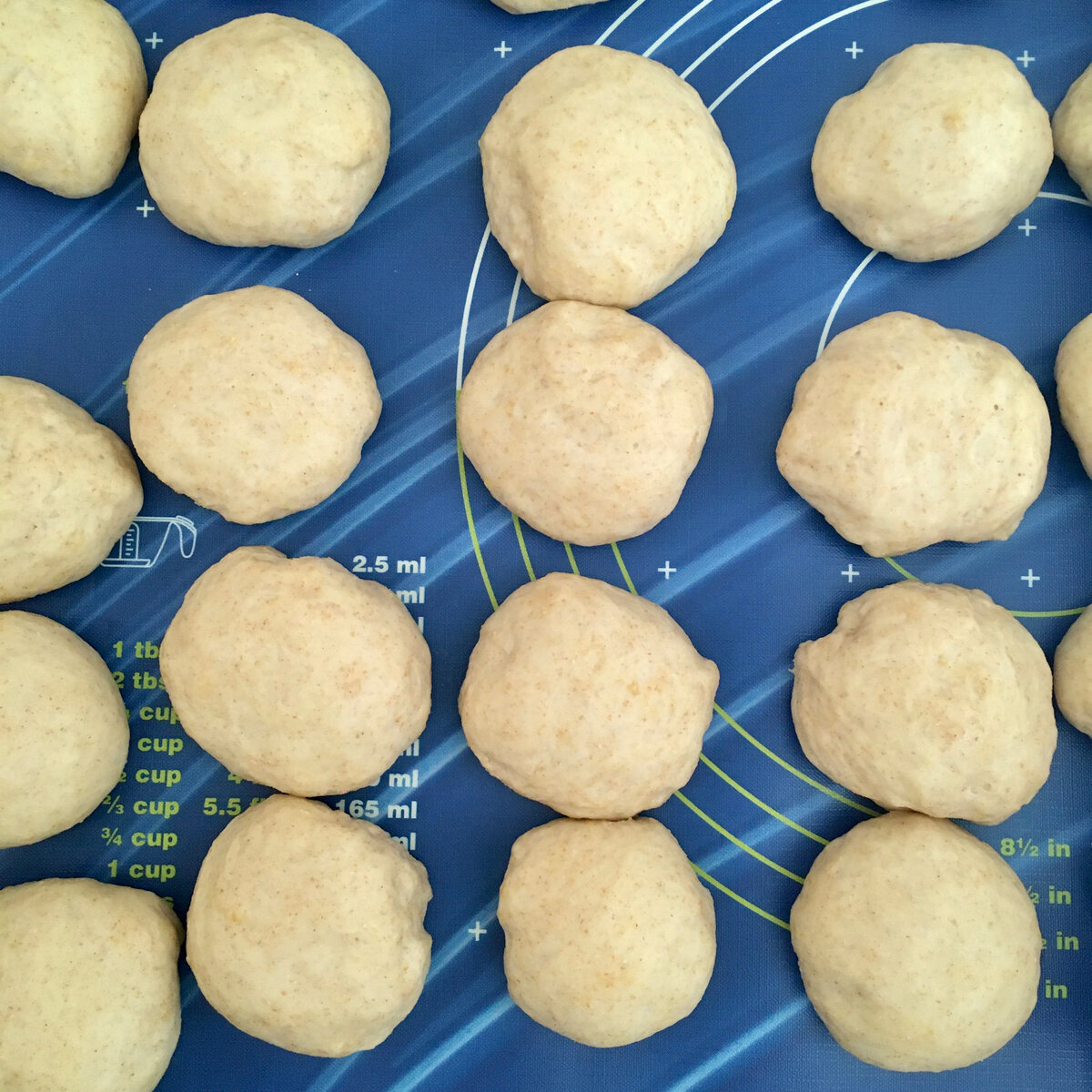 шарики на расстойке