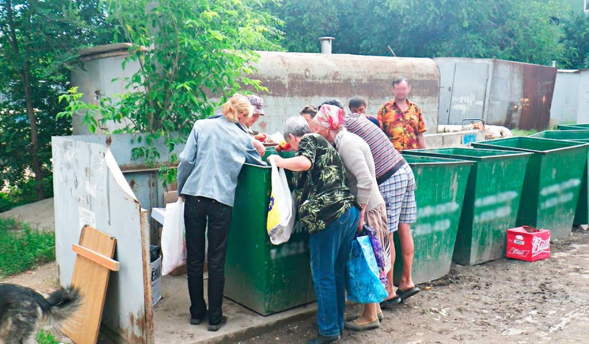 Нашли картину на помойке