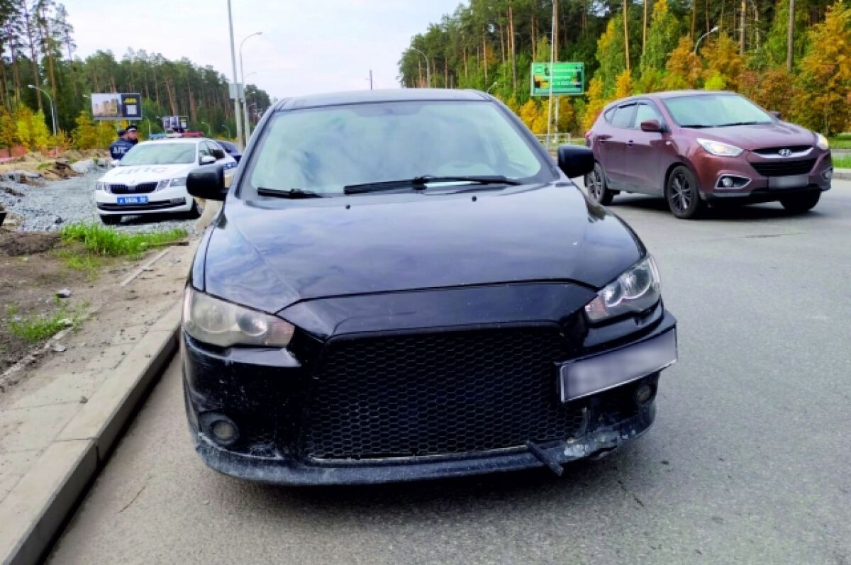   Судебные приставы заставили екатеринбурженку заплатить 76 штрафов ГИБДД
