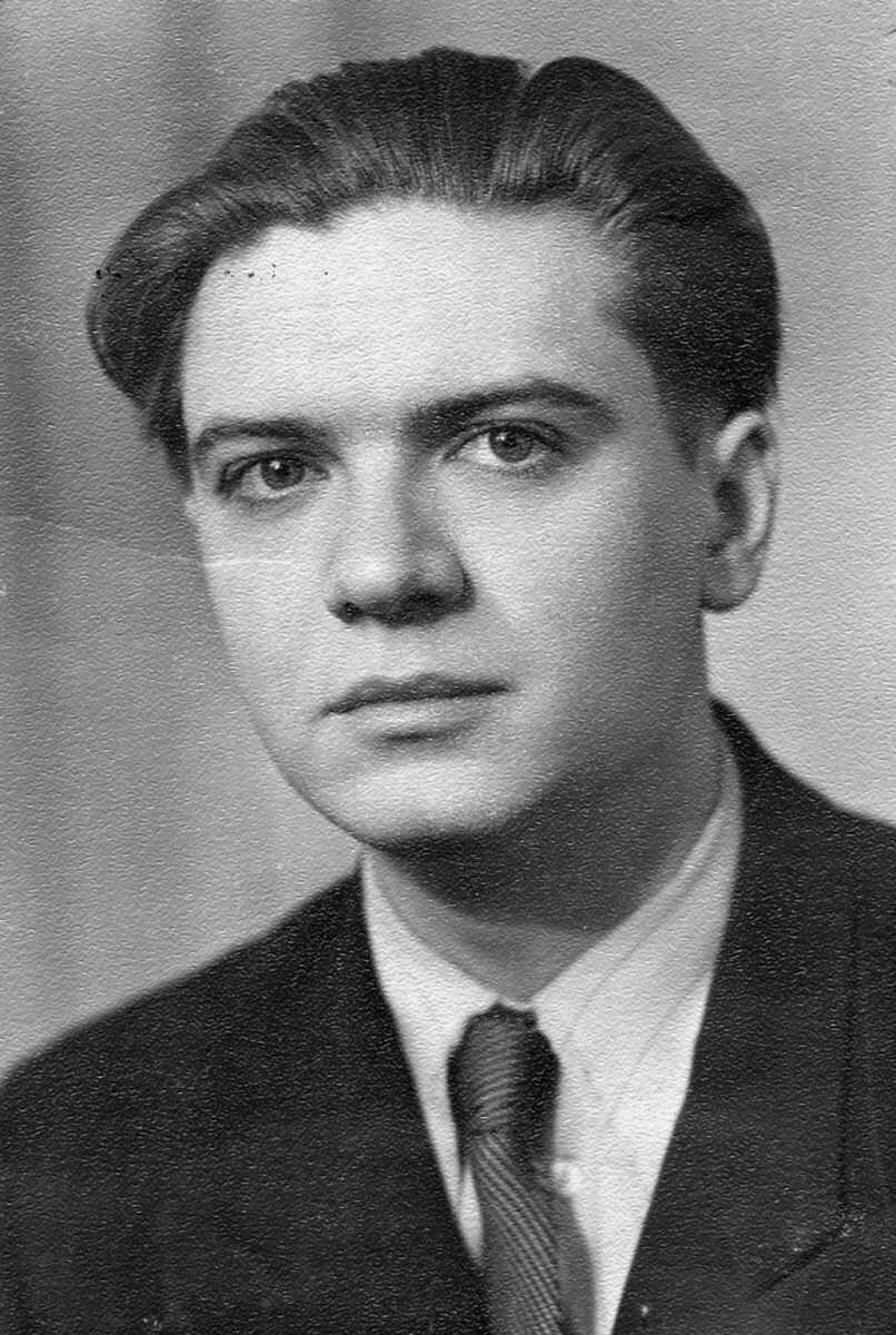 Юрий Боголюбов