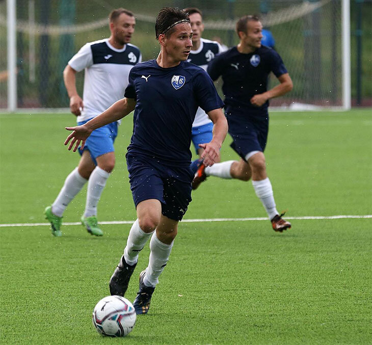 Сахалин футбольный клуб литвин. Фк сахалинец фото. Фк сахалинец москва. Фк сахалинец москва. Фк сахалин литвин.