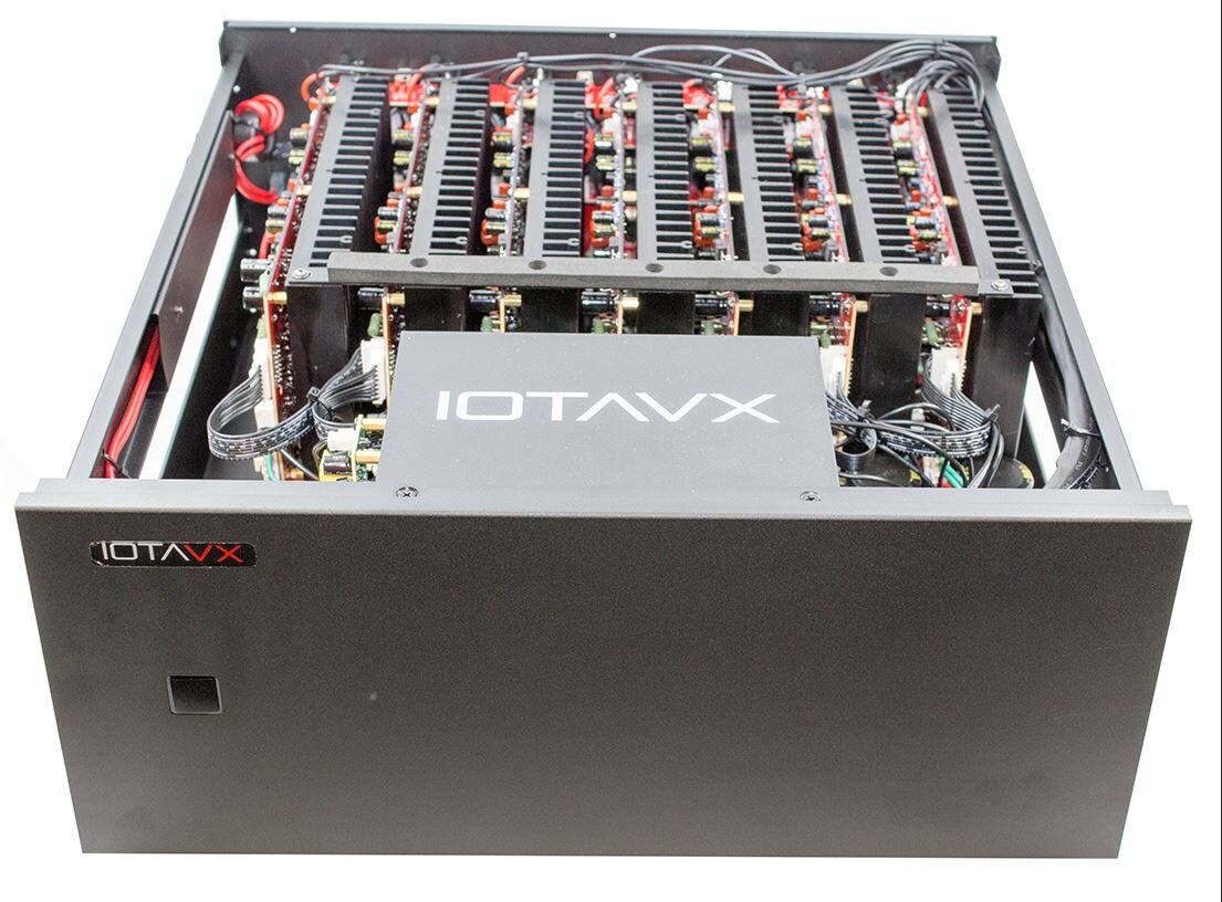 Усилитель мощности AVXP1. Фото из открытых источников.