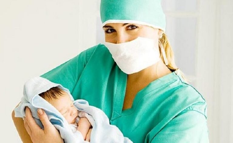    В Оренбурге за неделю на свет появились Афина, Теона и Лев Марина Шарт