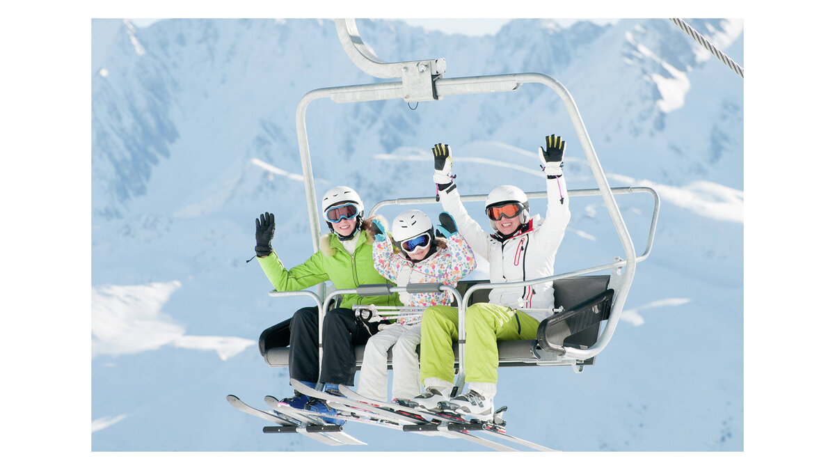    " Горнолыжный подъемник© fotolia.com / Gorilla