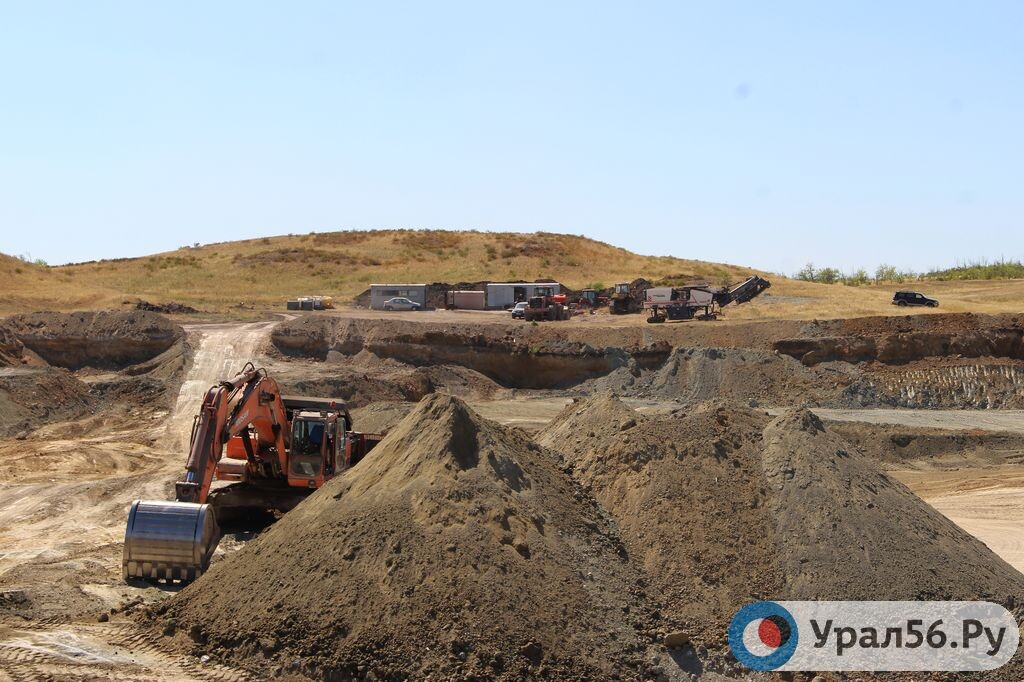    Опрос, в котором 56% человек проголосовали «за» карьер между Орском и Новотроицком, проводил... «НЦЗ»