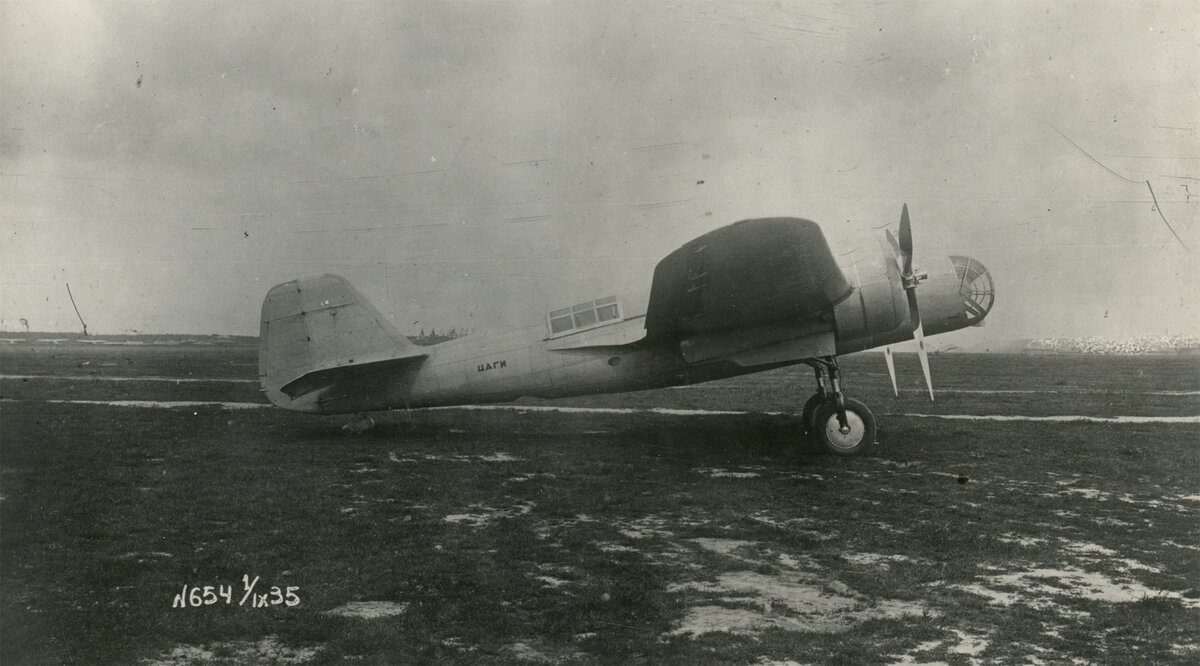 Сб-2 бомбардировщик. Сб самолет бомбардировщик ант 40. Бомбардировщик сб ант-40. Ант-40 (сб). Ант 40 бомбардировщик.