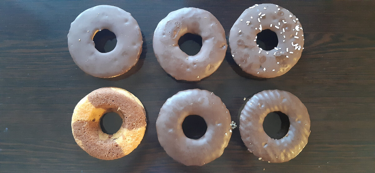 Всё внимание на пончик с присыпкой 😂