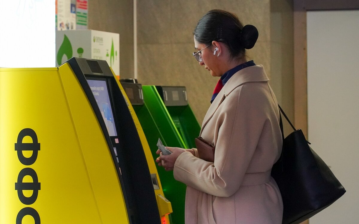 «Тинькофф» отрицает факт переговоров по сделке.  Фото: Sergey Petrov / news.ru via globallookpress.com / globallookpress.com