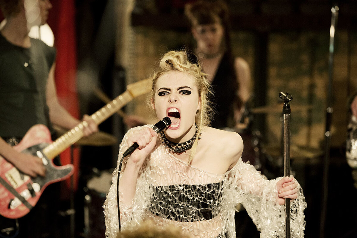 Кадр из фильма "Как разговорить с девушками на вечеринках