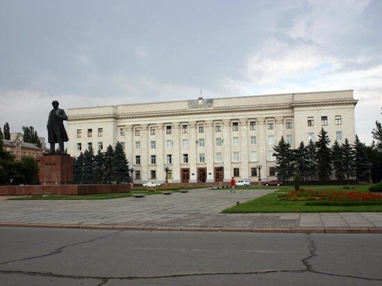     здание администрации херсонской области / ru.wikipedia.org