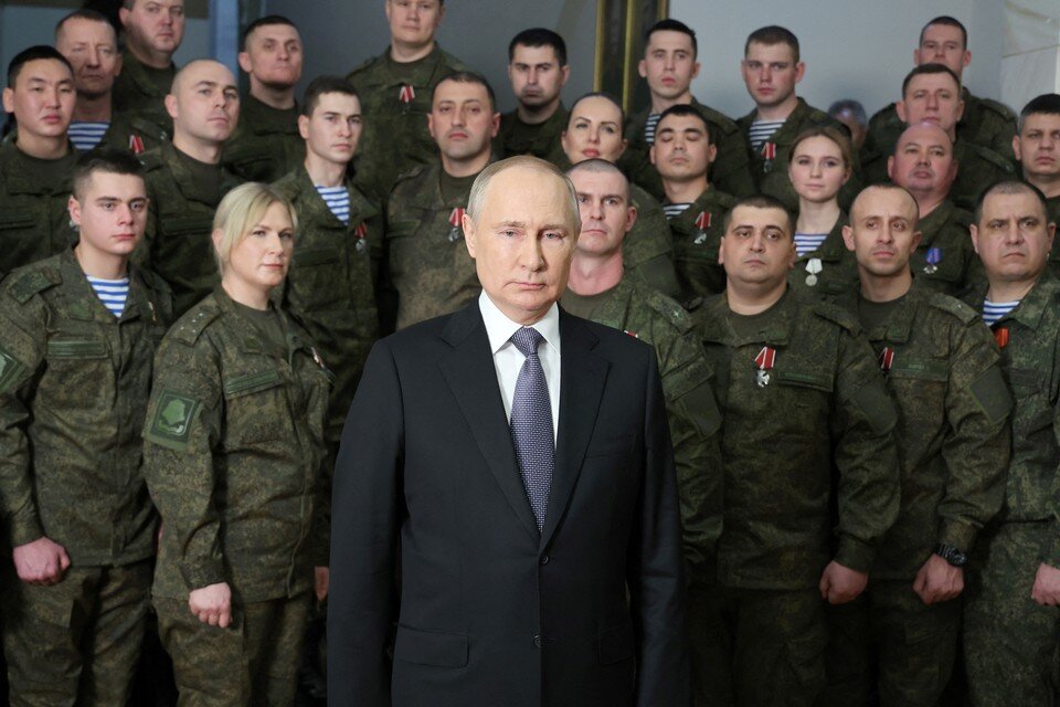     Владимир Путин  REUTERS