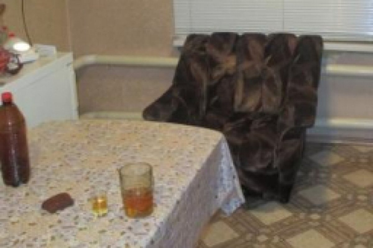    Тольяттинец отдыхал с малознакомыми людьми и лишился телефона и браслета