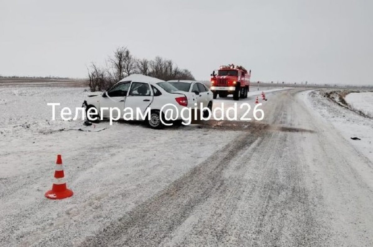    Женщина попала в реанимацию, устроив аварию на зимней дороге на Ставрополье