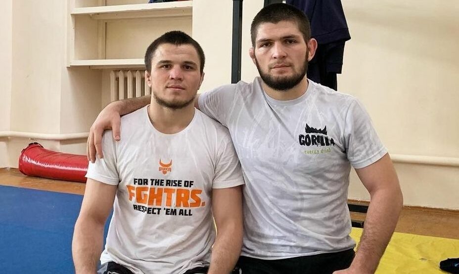    После боя с бразильцем Умар Нурмагомедов передал привет Хабибу. Фото: соцсети Нурмагомедова