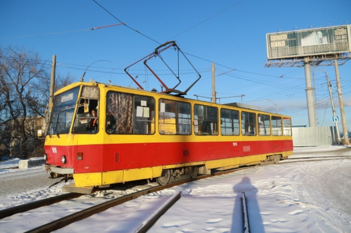    Более 160 специалистов не хватает трем муниципальным предприятиям Томска