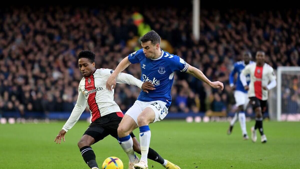    Игровой момент матча АПЛ© Фото : twitter