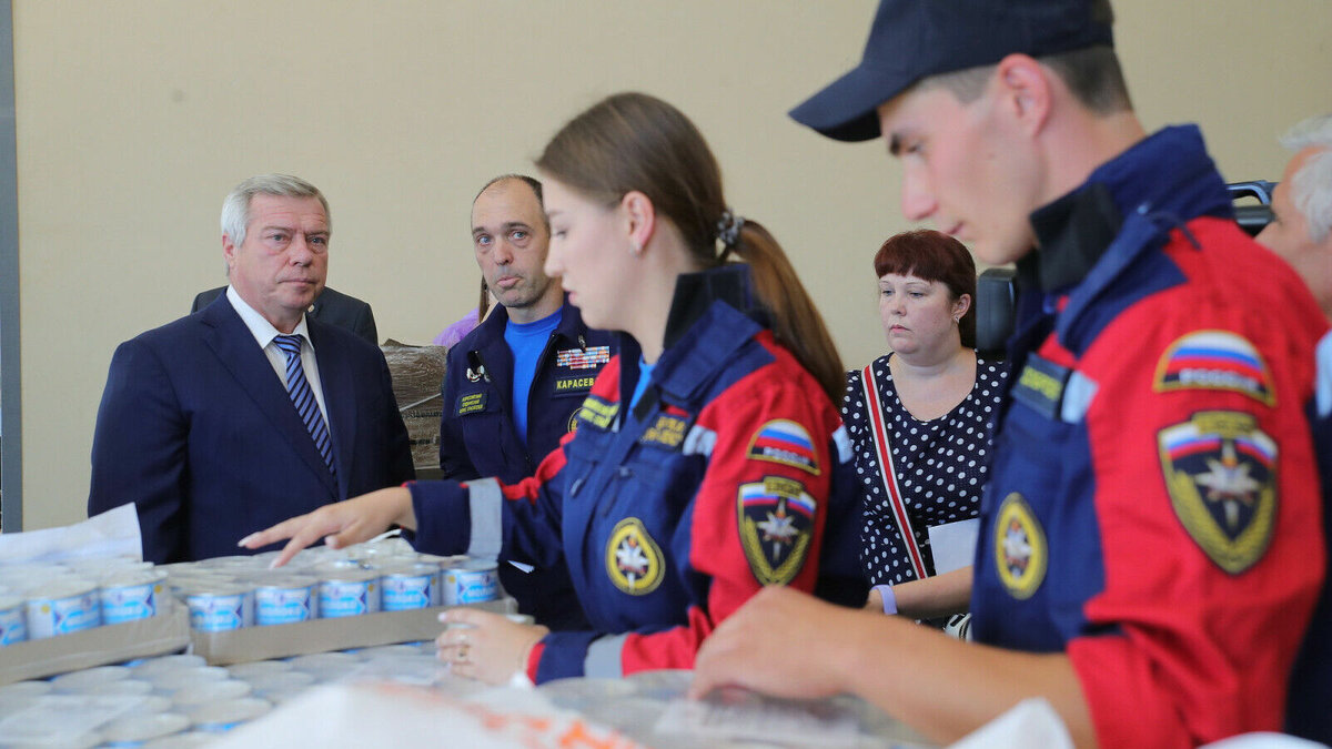     Губернатор Ростовской области Василий Голубев не поверил данным об официальном уровне бедности в Ростовской области, тема поднималась сегодня на заседании правительства региона.