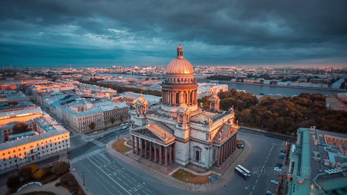 Высота исаакиевского собора в санкт. Исаакиевский собор в Санкт-Петербурге. Исаакиевский собор в Санкт-Петербурге с птичьего полета. Исаакиевский собор панорама. Исаакиевский собор высота.