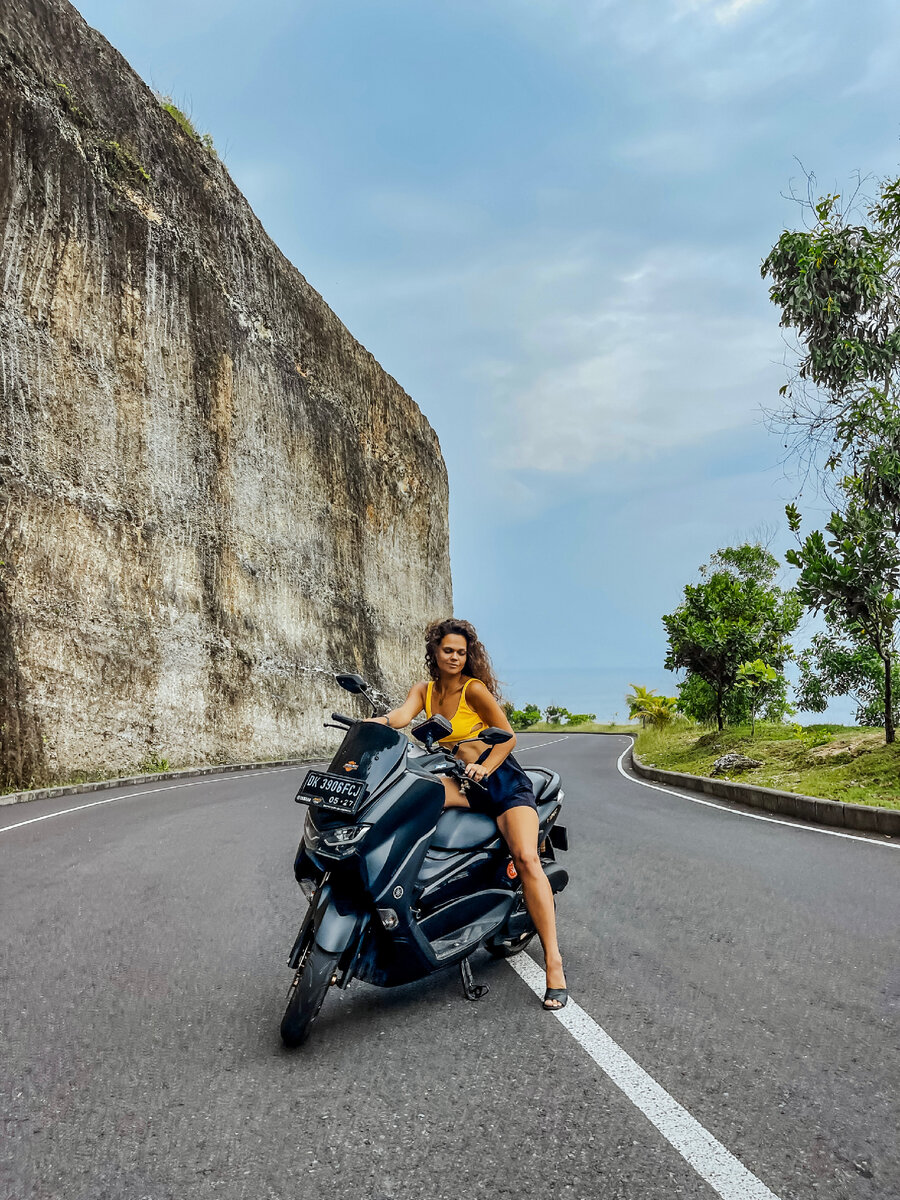 Красивая дорога на пляж Меласти