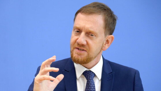    Премьер Саксонии призвал Бербок обдумывать свои слова после заявлений о войне с РФ Сергей Бунеев