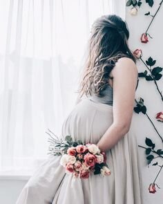 Фото взято с сайта https://ru.pinterest.com/r2428/pregnancy-photo-shoot/