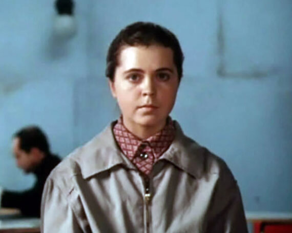 Нина Зоткина. Кадр из фильма «Двое в пути»
