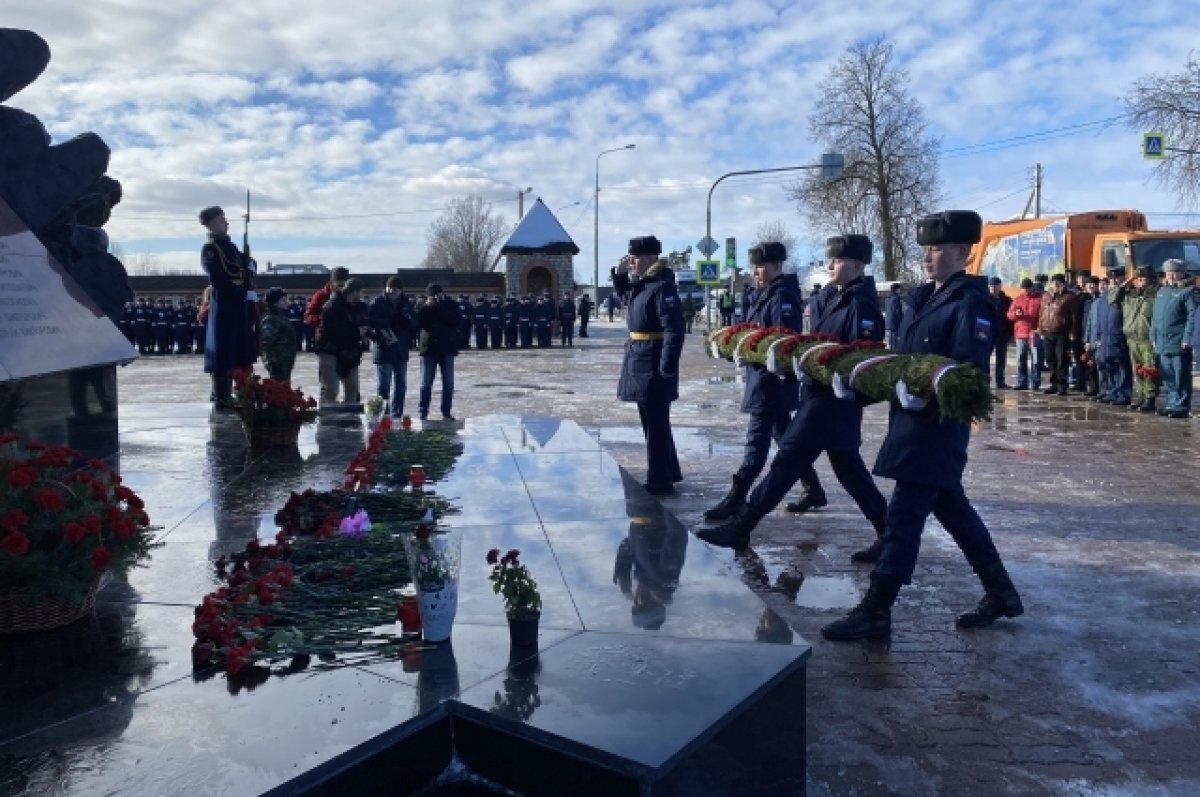    В Пскове почтили подвиг десантников из 6-й роты в бою у высоты 776