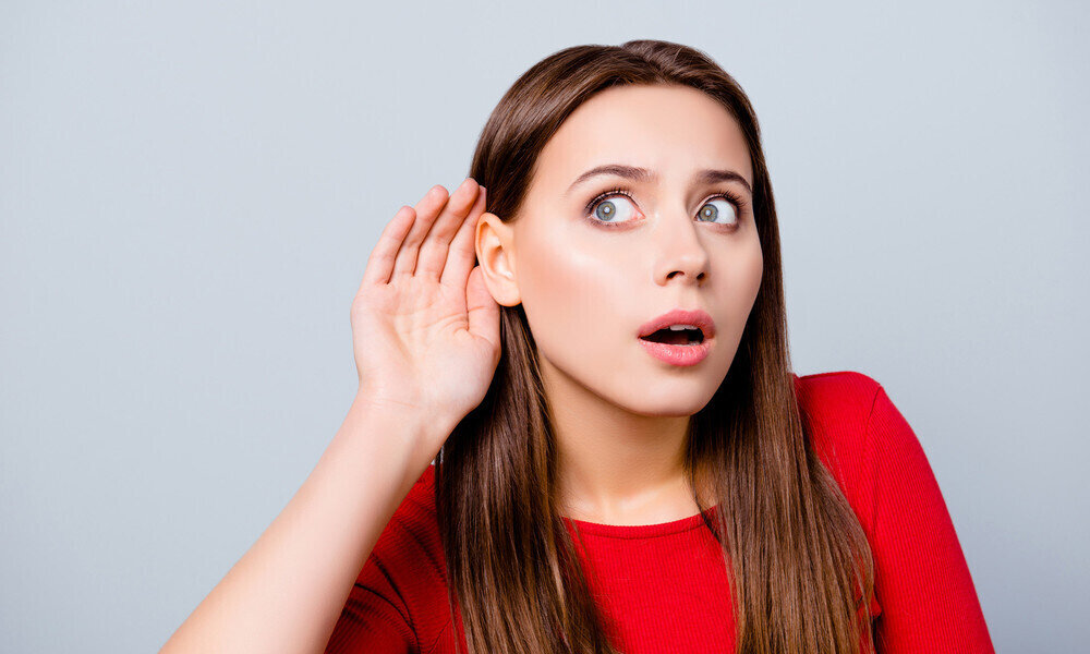 Излишне любопытная девушка