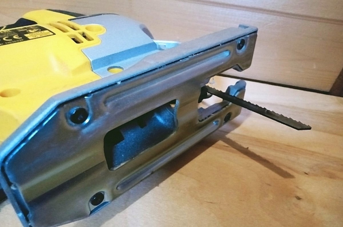    Суд вынес приговор свердловчанам, распилившим знакомого электролобзиком