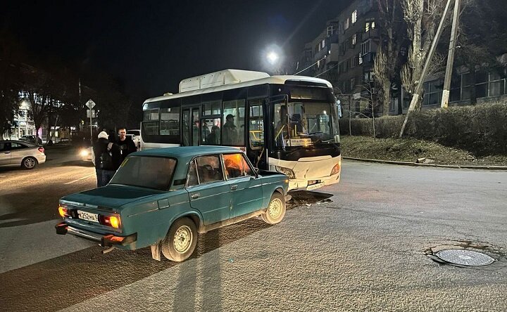 Фото с места ДТП предоставлено ГИБДД
