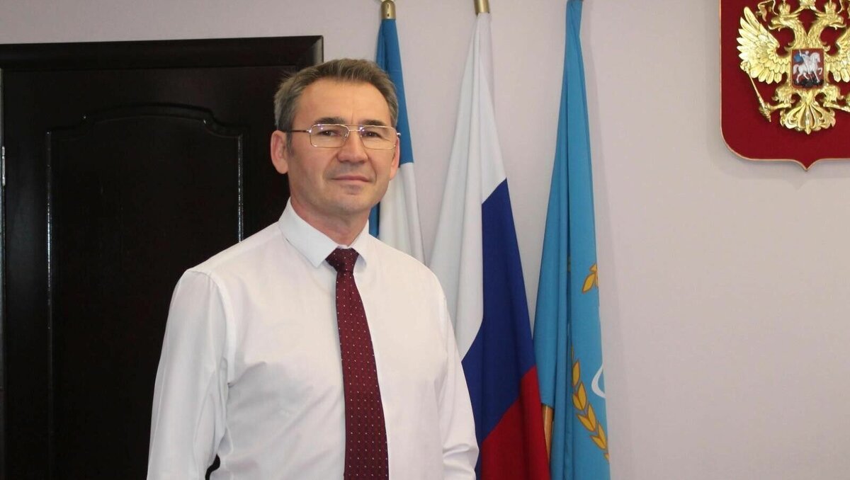     Прославившийся эмоциональными высказываниями сити-менеджер сообщил о своем уходе в соцсетях