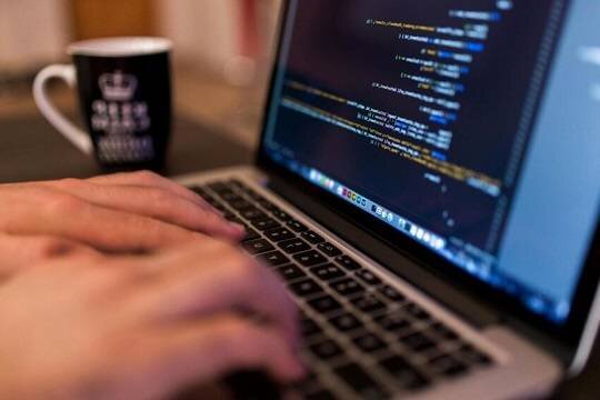    Российские работодатели оценили риск замены некоторых специальностей нейросетями