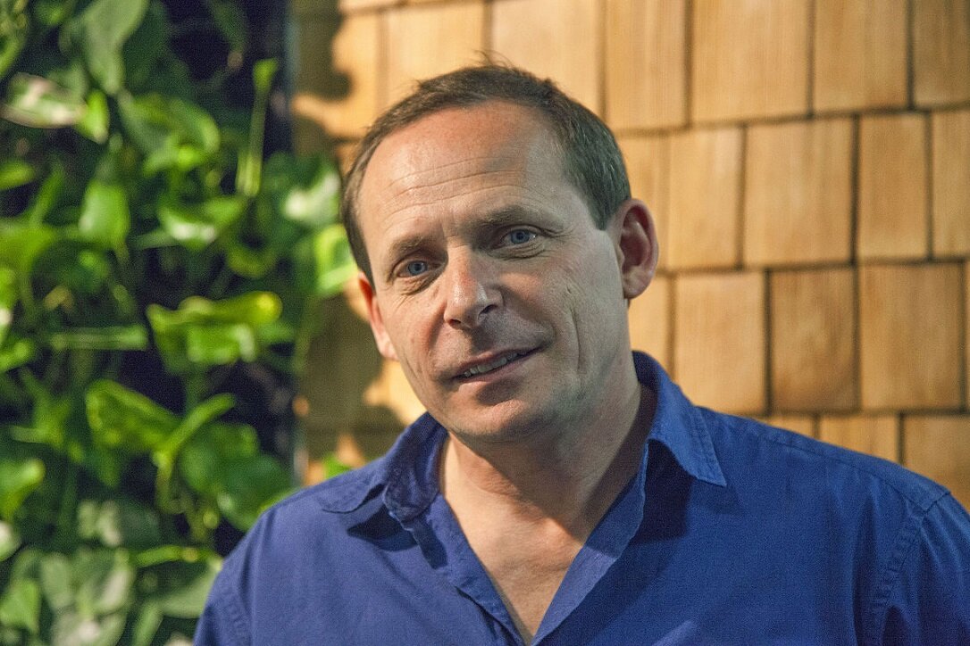 Аркадий Волож