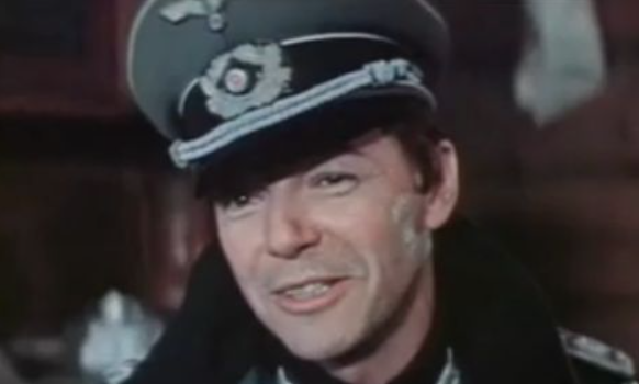 Шел четвертый год войны. Как над бережком бережком текст. Как над бережком бережком. Песня как над бережком бережком рыжеусое. Ой ходила дивчина ноты.