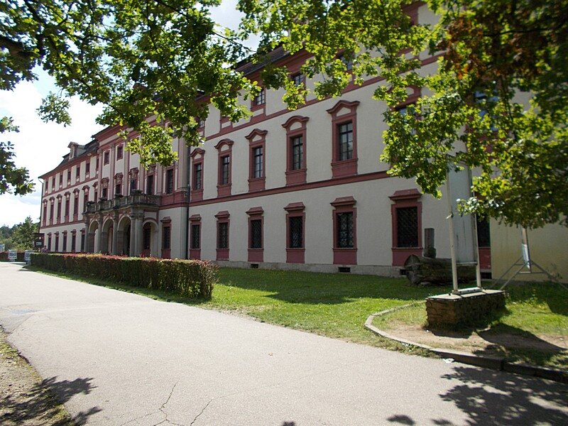 Охотничий замок Шварценбергов рядом с Глубока над Влтавой