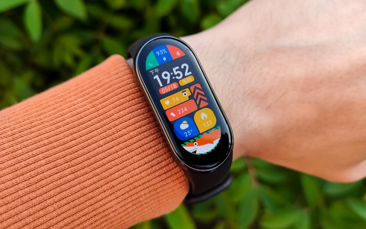 Xiaomi Mi Band 8 — вот теперь не стыдно. Экран 60 Гц, нормальный ремешок и  двойные виджеты | BREVITY — гаджеты и технологии | Дзен