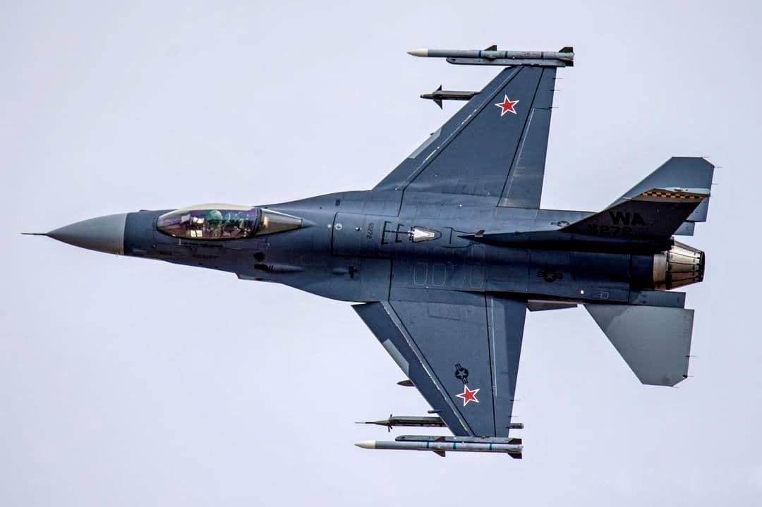 C f russia. F 16 Falcon. Ф 16 истребитель. F-16 ВВС США. Самолёт f-16 , f-35.